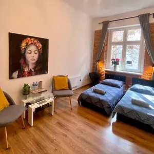 https://topolove.krakowhotelspoland.com