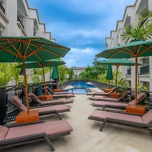 Cross Vibe Paasha Atelier Bali Kuta 4* Кута